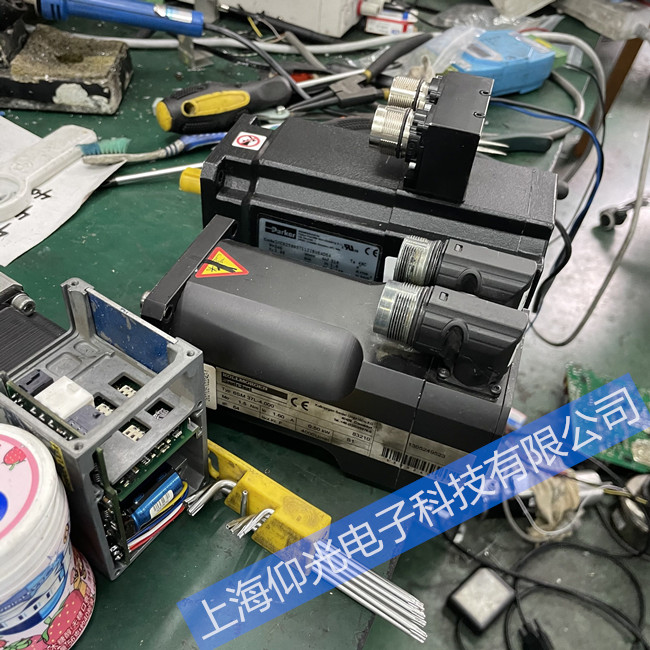 科爾摩根防爆電機(jī)常見故障維修電話