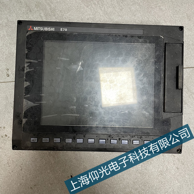 上海工控維修三菱數控e70系統顯示異常基本解決方案