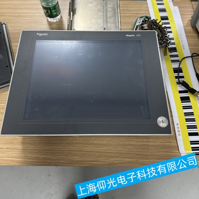 金華施耐德工控機(jī)HMIST6600觸摸屏無(wú)法響應(yīng)或反應(yīng)遲鈍故障維修廠(chǎng)家電話(huà)