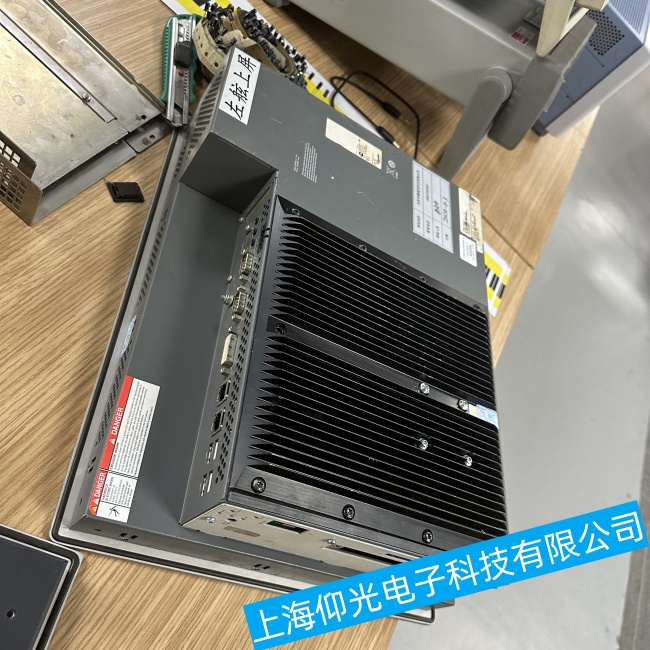蘇州施耐德工控機HMIST6600電路板燒毀故障維修廠家聯系方式